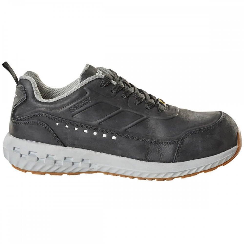 F0303 S3 Footwear Move Safety Shoe
